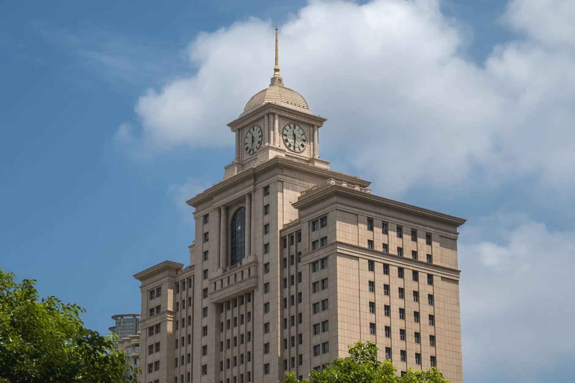 加拿大枫之桥移民咨询服务详解：重庆客户办理签证与留学规划全流程指南