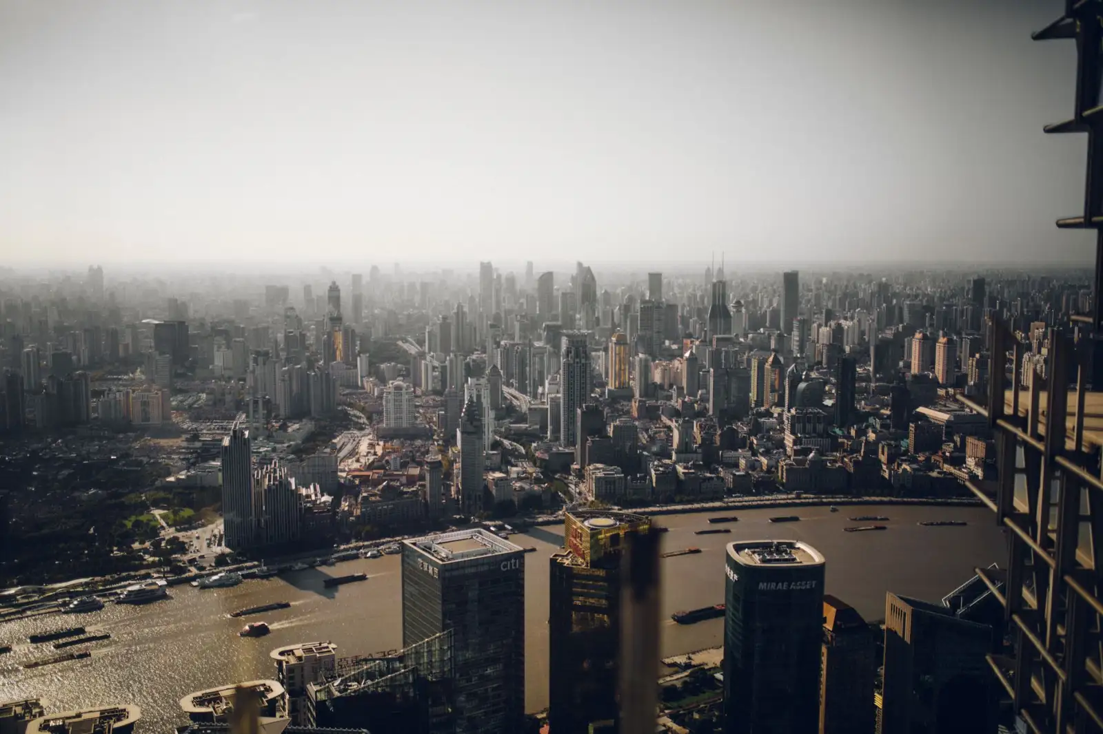 加拿大海外置业与签证办理全流程指南：从房产考察到身份落地