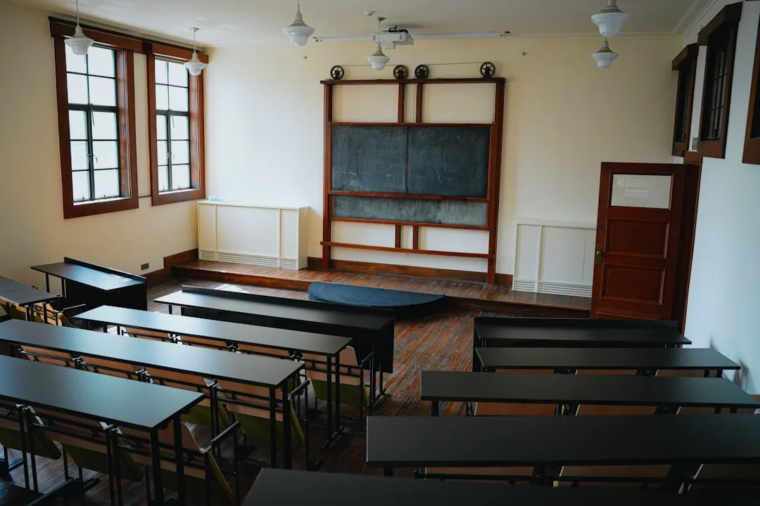 加拿大留学签证申请流程优化及材料准备要点详解